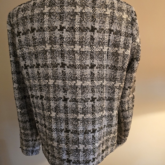 Sag Harbor Zip-up Black/White with Gold Metallic Threads Balzer Jacket Size 16 - Picture 2 of 5